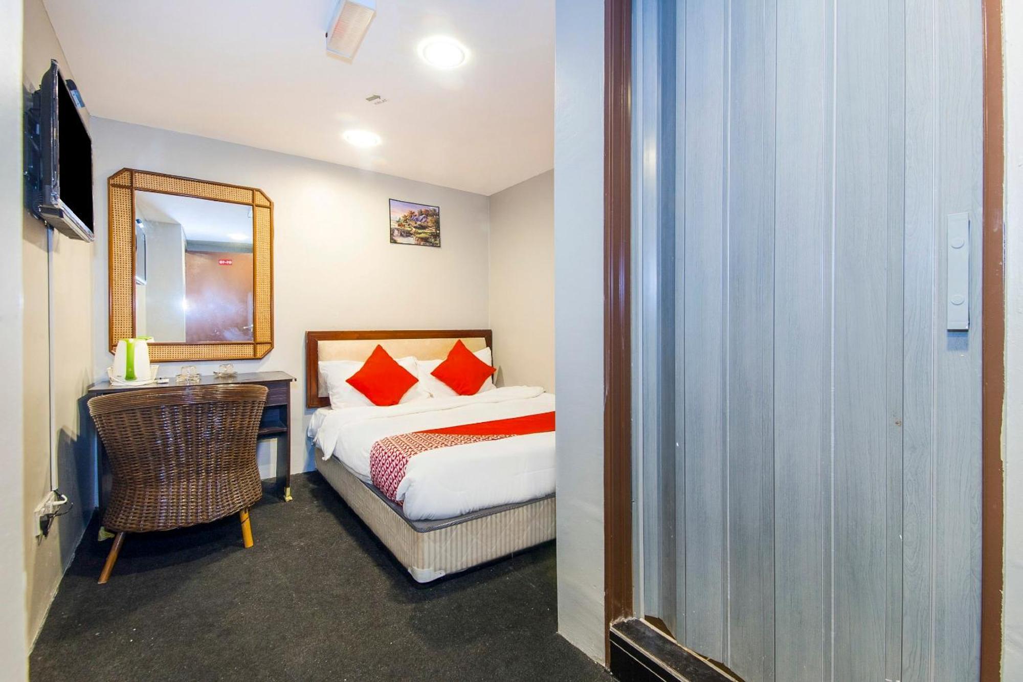 Oyo 90693 Sri Rampai Hotel Куала Лумпур Екстериор снимка