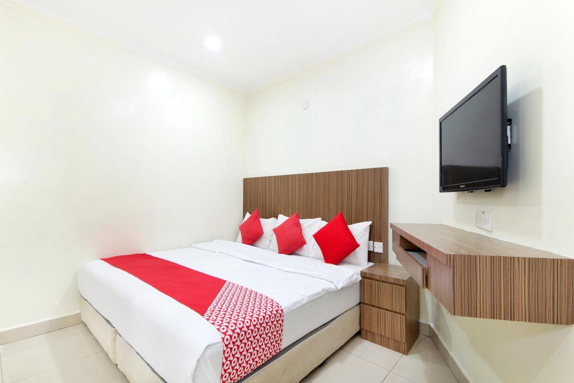 Oyo 90693 Sri Rampai Hotel Куала Лумпур Екстериор снимка