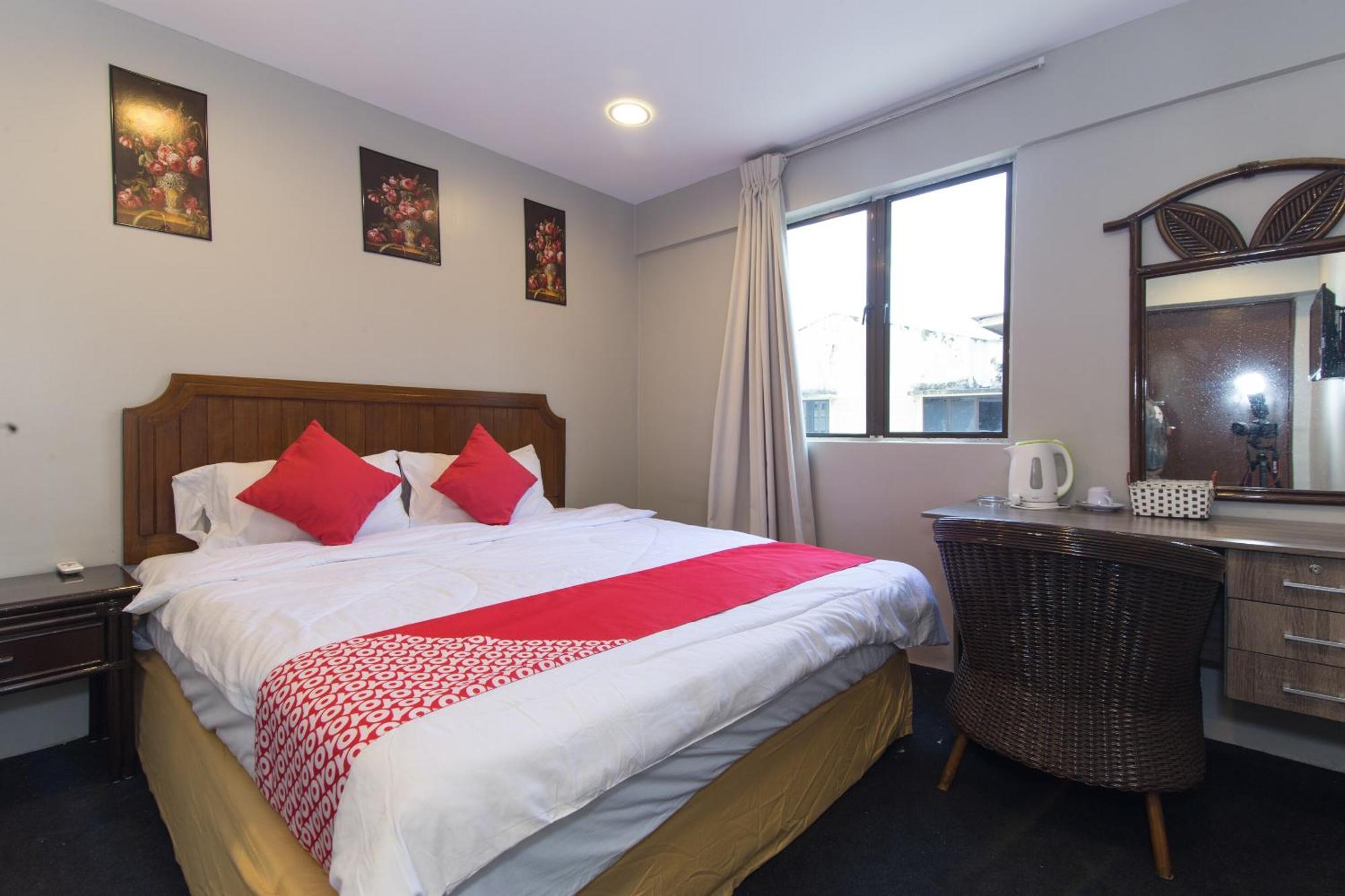 Oyo 90693 Sri Rampai Hotel Куала Лумпур Екстериор снимка