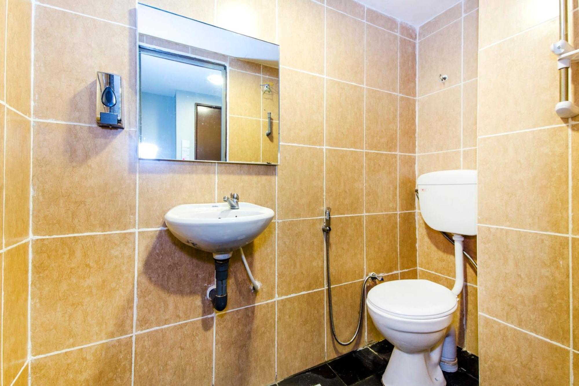 Oyo 90693 Sri Rampai Hotel Куала Лумпур Екстериор снимка